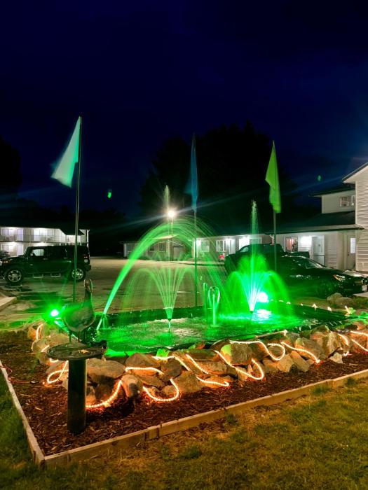 Rainbow INN