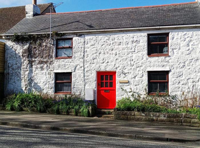 Parc an Creet Cottage with Parking, Garden