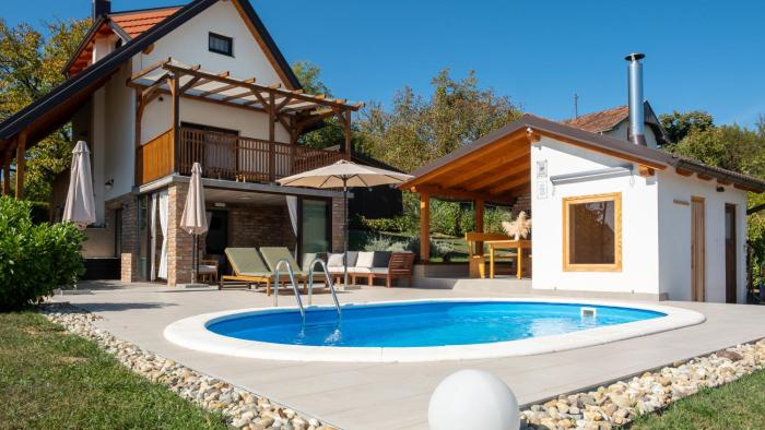 Rural holiday home Divita