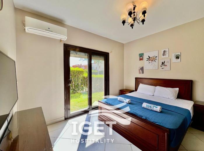Verdi Ground Chalet - 3 Bedrooms - 1 Master Bedroom - 2 Bathrooms - Direct on Lagoon