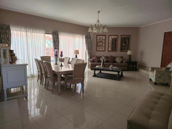 CASA piscina y quincho