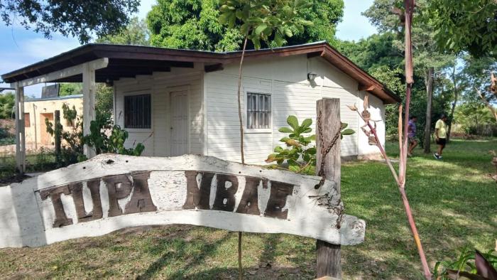 Cabaña Tupa mbae, En el Ibera