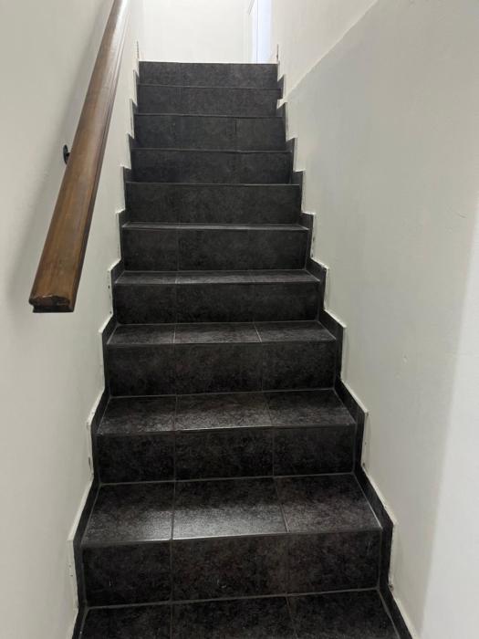 departamento completo en barrio referiría