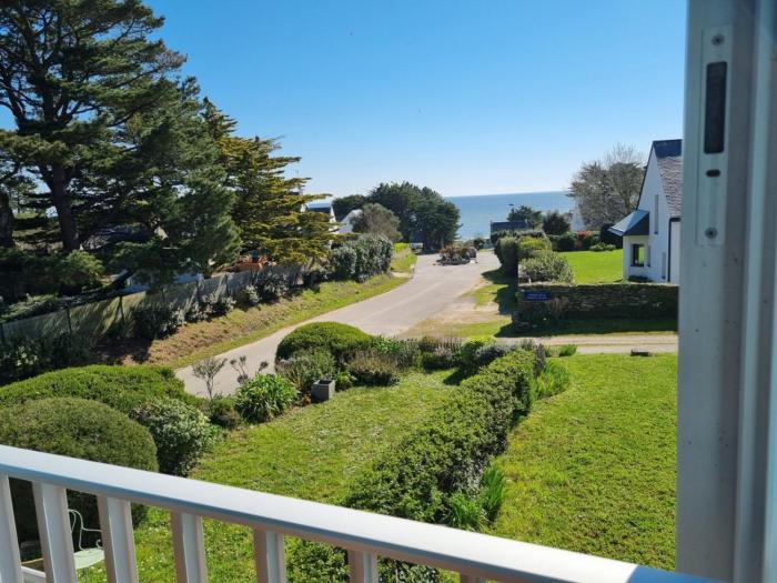 Appartement 4 pers, plage à 300m, WiFi, parking, St-Gildas-de-Rhuys - FR-1-775-2