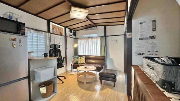 BEGENNING GUEST HOUSE Authentic Japanese Stay in a Renovated " Direct from the Airport,Just 13 Minutes Walk from Station" リノベーション古民家
