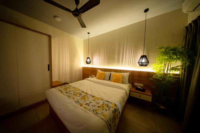 Casa Luma 1BHK Furnished Siolim Swimming Pool Jacuzzi Sauna