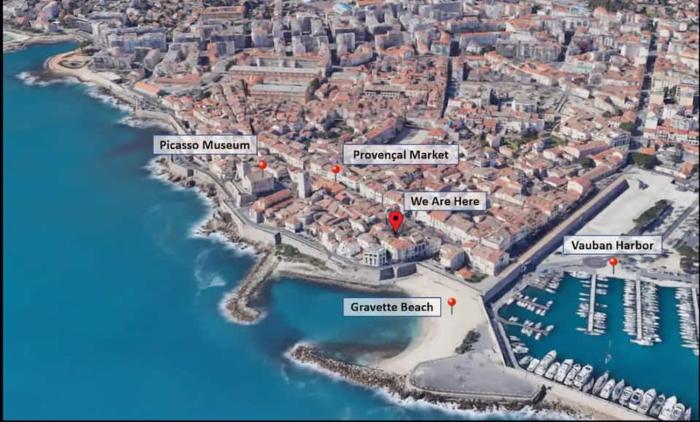 Heart of Old Antibes - Port & Beaches