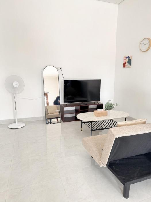 Omah Tugu Jogja Quiet 2BR House for Families