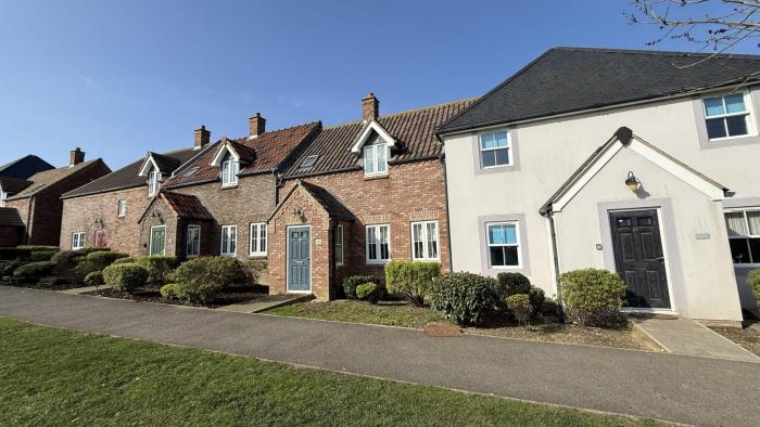 Bayside Cottage - Seaview and Balcony - Part of the The Bay Filey Holiday Village with pool, gym and direct beach access, pub, restaurant, tennis and meadows walks