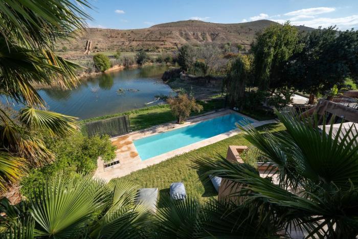 Luxury Lakefront Villa Near Marrakech