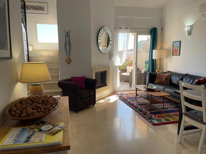 Duquesa Fairways Penthouse - Sea- & Mountain View