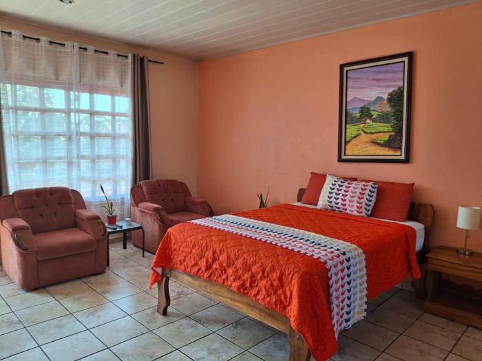 Apartamentos Quepos Karisol Studio