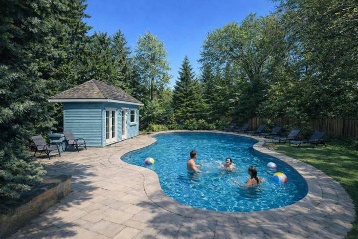 Poolhaus 5 Bed Playground + Pool