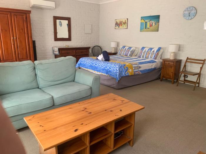 Bentworth Lodge