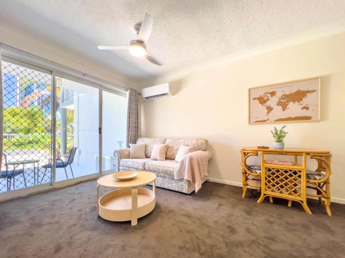 Chevron Island Boutique Retreat near Beach & Pool