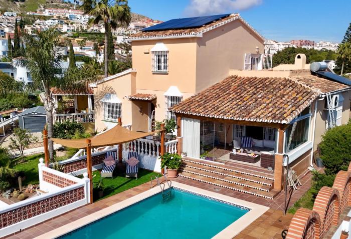 Casa Karin - Luxury Villa central Benalmadena with spectacular view!
