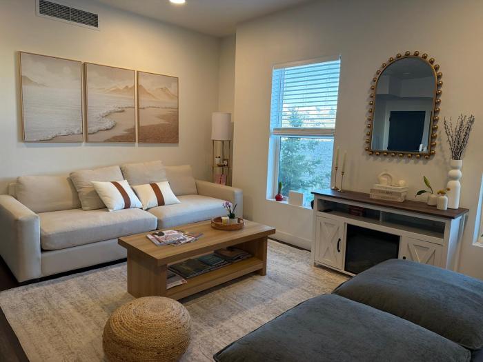 Cozy Private Room with Mountain View in Park City