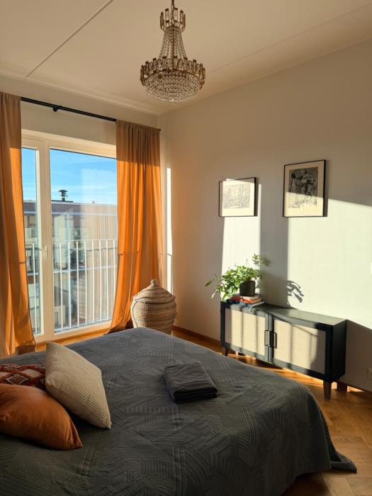 Seaview getaway. Free parking!