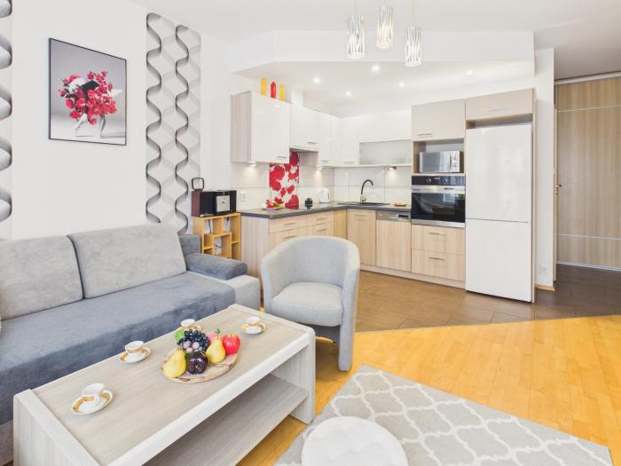 Baltic Harmony Mazowiecka Apartment by Solarento