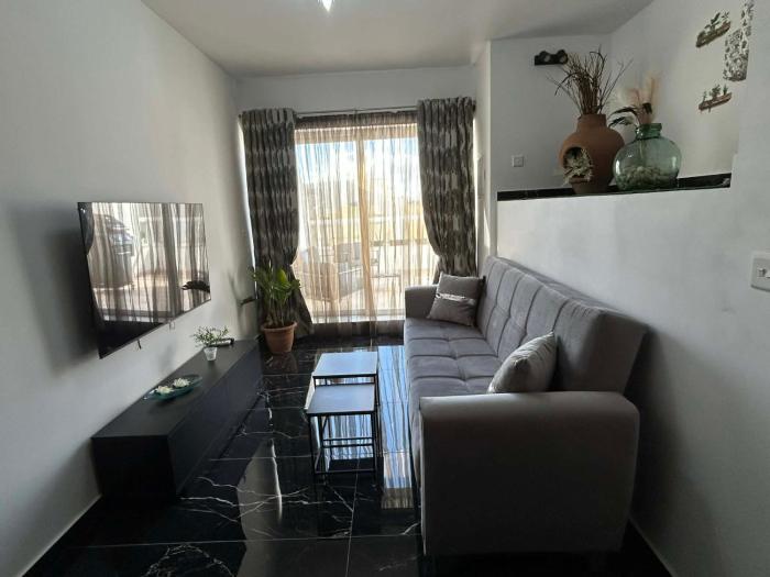 White Lotus Court Penthouse 14