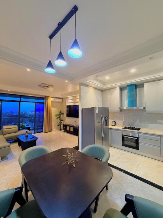 3BR Condo at Treasure Victoria Apt, New Hub St, Mikocheni with gym and pool