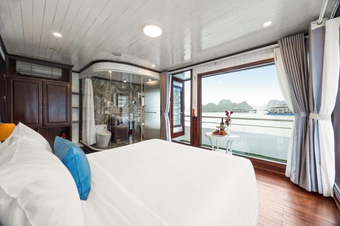 Aqua Legend Cruise - Lan Ha Bay