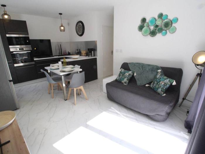 Appartement central avec parking - 4 pers. - FR-1-313-249
