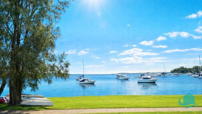 Wangi Waterfront Weekender
