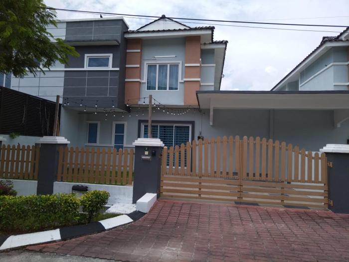 Pusing Semi-Detached Holiday House
