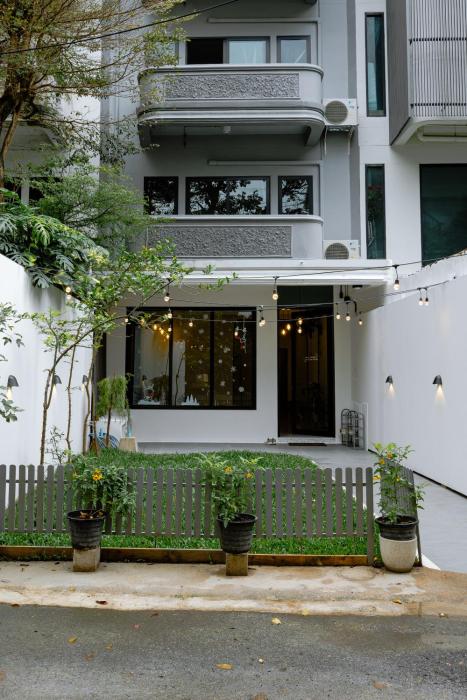 Baan mar noi Pet Friendly Guest house Chiang Mai
