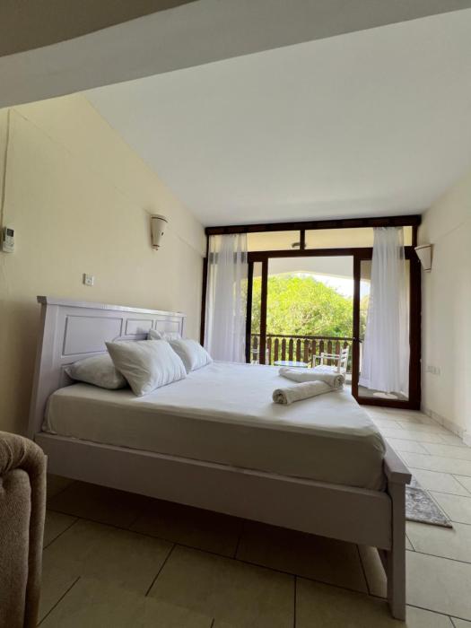 Studio at Goldensun Resort