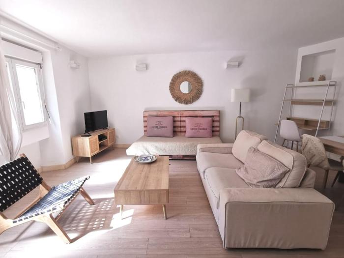 Golden Sand - Tout équipé - Clim - WIFI - Tout à pied - Centre ville - Plages