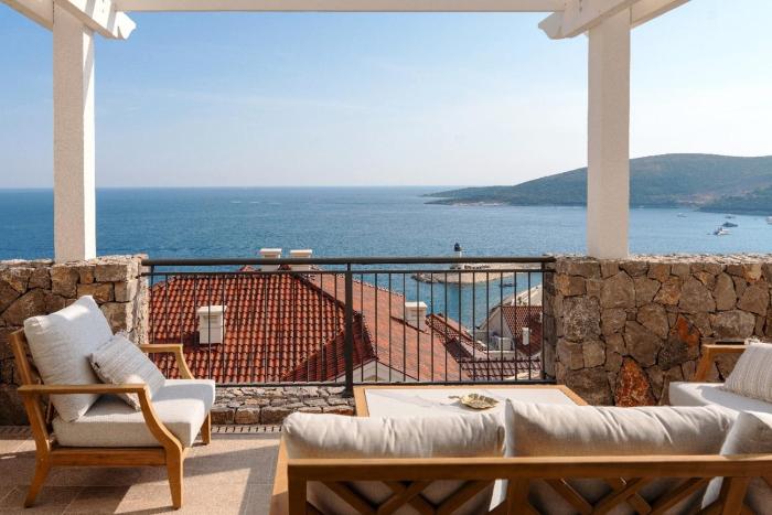 Seaside Iris - Marina Village Apartment