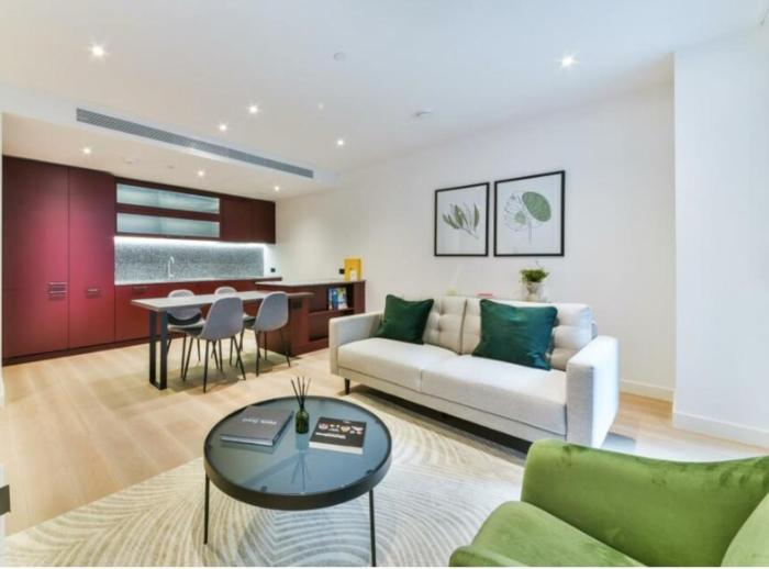 2 bed Luxury Apt Nine Elms
