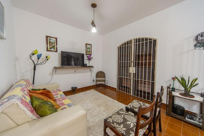 Casa com Churrasqueira a 500m da Praia de Solemar