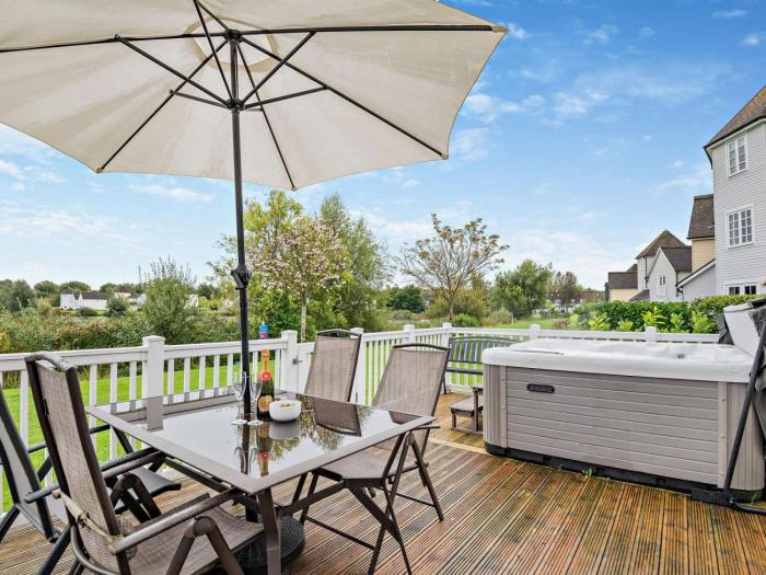 3 Bed in Cirencester oc-93471