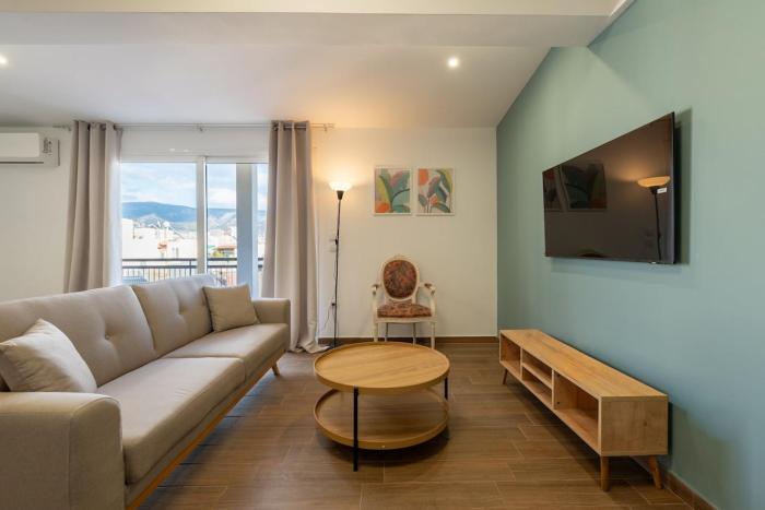 Sunlit Escape 1BR apartment with Balcony
