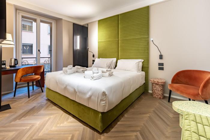 Golden Root Milano
