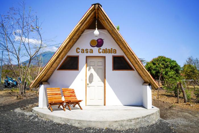 New Amigos - Beachclub & Hostel