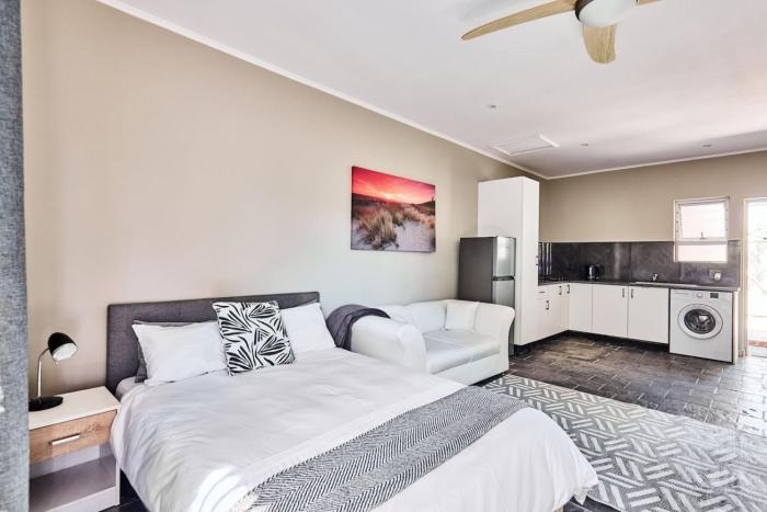 Fourways Executive Studio - Secure, modern unit