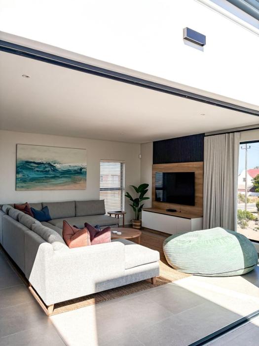 House Serenity 2 Ixia Street