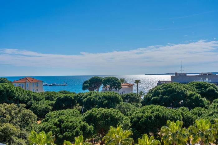 Appartement lumineux avec vue mer, à deux pas des plages