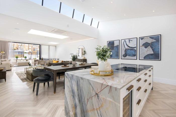 1 Min Walk to Harrods, Knightsbridge Penthouse