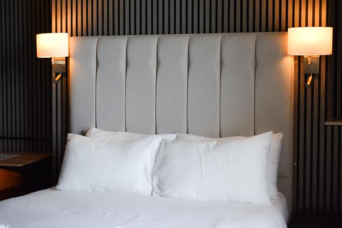 Nomi Rooms & Restaurant