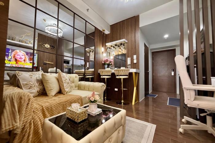 Brandnew Suite at Air Residences Highspeed WIFI and PS5