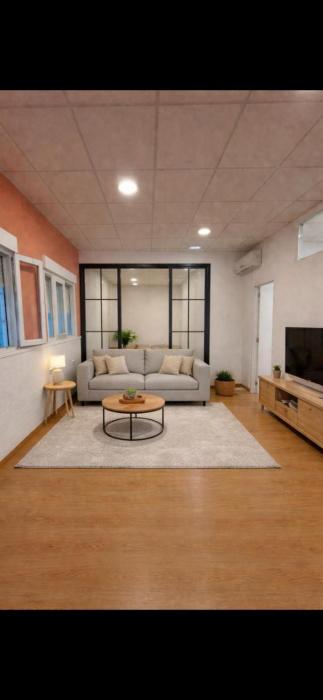 Beautiful apartament With pool