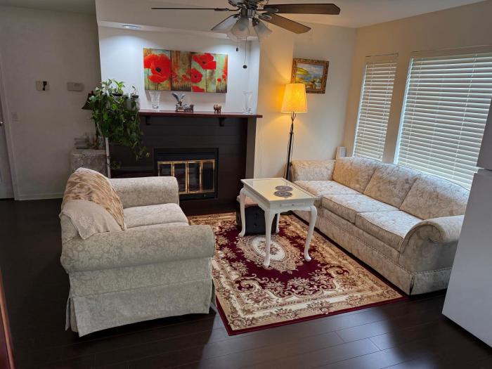 As You Wish Suites & Rooms Near YVR with Parking