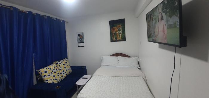 Annies studio near Westside mall