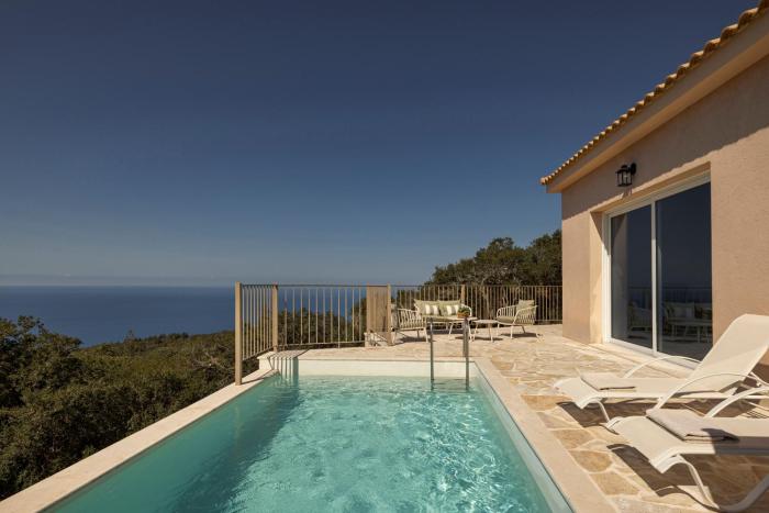 Magganos Sunset Villas