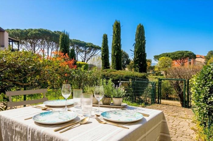 Gasdu - Golfe de St-Tropez- Appartement avec accès mer